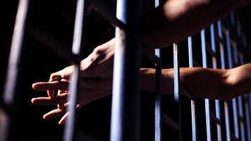 Polisi Tangkap Dua Pelaku Challenge Hafalan Al-Qur'an untuk Alkohol di Festival