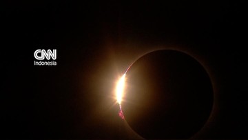 Dua Menit Kegelapan Menyelimuti Latrabjarg Saat Gerhana Matahari Total