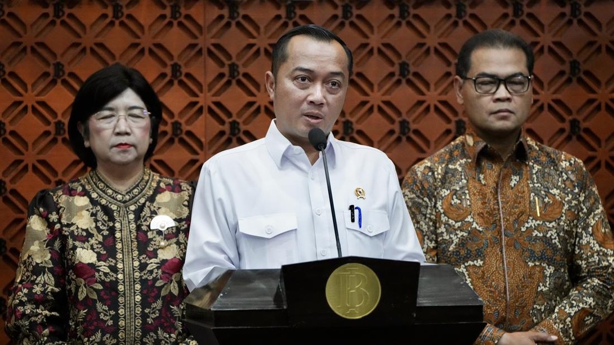 Prabowo Belum Kirim Surpres Calon Gubernur BI ke DPR