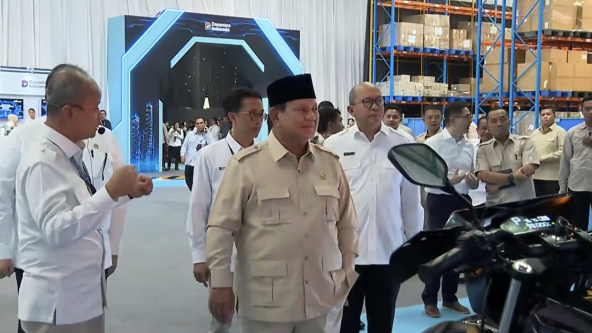 Prabowo Luncurkan Program Tukar Tambah Motor Bensin ke Listrik