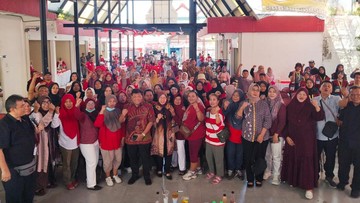 Risma Dorong Produk UMKM Eks Lokalisasi Dolly Tembus Pasar Global