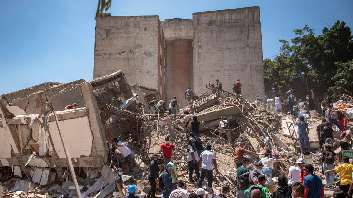 Gempa Dahsyat Magnitudo 7,4 Guncang Kolombia, 138 Orang Tewas