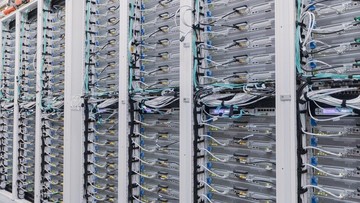 Pembangunan Pusat Data Demi AI Justru Bisa Picu Krisis Air di Inggris
