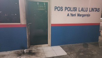 Dua Pos Lantas Surabaya Diserang OTK dengan Bom Molotov Malam Hari