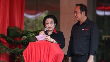 Megawati Resmikan Monumen Kudatuli di Markas Pusat PDIP Menteng