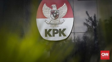 KPK Periksa Staf Khusus Menteri Kehutanan dalam Kasus Suap Kuansing