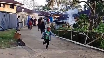 Warga Panik Kembali Saat Ribuan Gempa Susulan Guncang Flores