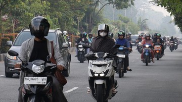 Orang Tua di Pontianak Desak Sekolah Diliburkan Imbas Asap Karhutla