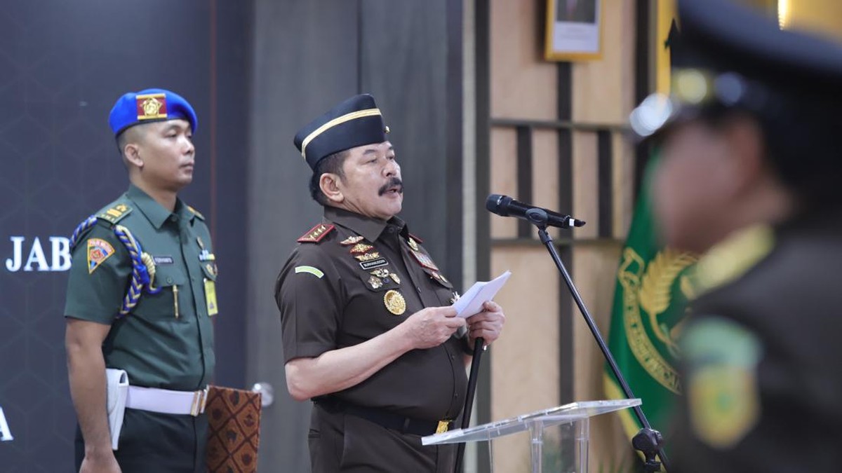 Jaksa Agung Lantik 34 Pejabat Baru, Tegaskan Integritas dan Tanggung Jawab