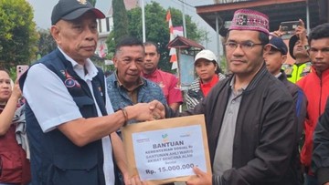 Wamensos Salurkan Santunan Rp 30 Juta untuk Ahli Waris Gempa Manggarai