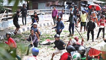 Tawuran Dekat Manggarai Ganggu Perjalanan KRL Jakarta-Bogor