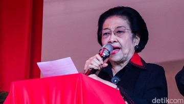 Megawati Pimpin Upacara HUT RI ke-81 di Sekolah Partai PDIP