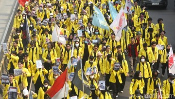 Aksi BEM UI di Bundaran HI, Polisi Terapkan Rekayasa Lalu Lintas