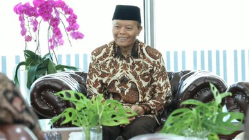HNW Soroti Keadilan Status Guru Madrasah PPPK untuk Jadi PNS