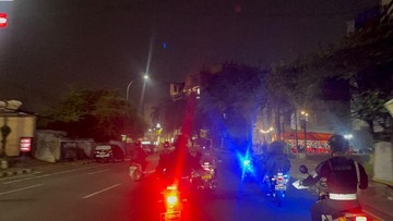 Patroli Brimob Polda Metro Jaya di Kecamatan Benda Perkuat Keamanan Kota Tangerang