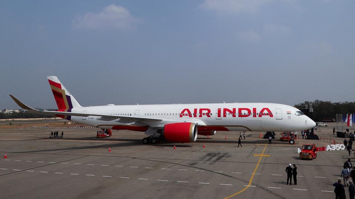 Pilot Air India Positif Ganja Setelah Pesawat Terjun Bebas 300 Kaki