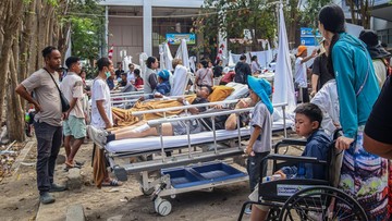 Gempa Nagakeo Tewaskan 47 Jiwa, Rumah dan Bandara Rusak Parah