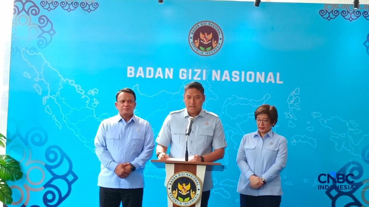 Dapur MBG Kini Dipantau CCTV Terpusat, Pekerja Jalani Cek Kesehatan Rutin