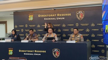 Pikap Hantam Gerbang Pancasila DPR, Sopir Ditangkap Diduga Mabuk