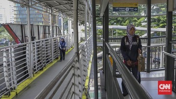 Pembongkaran JPO 'Love-Hate' Rasuna Said Ditarget Rampung Oktober