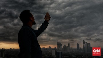 BMKG: Hujan Lebat Masih Mengguyur 13 Wilayah, Ini Daftar Lengkapnya