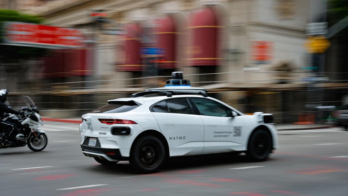 Uber-Waymo Bercerai, Waymo Siapkan Aplikasi Robotaxi Mandiri 2028