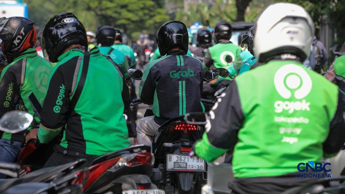 Potongan Ojol Turun 8%, Pendapatan Driver Justru Stagnan
