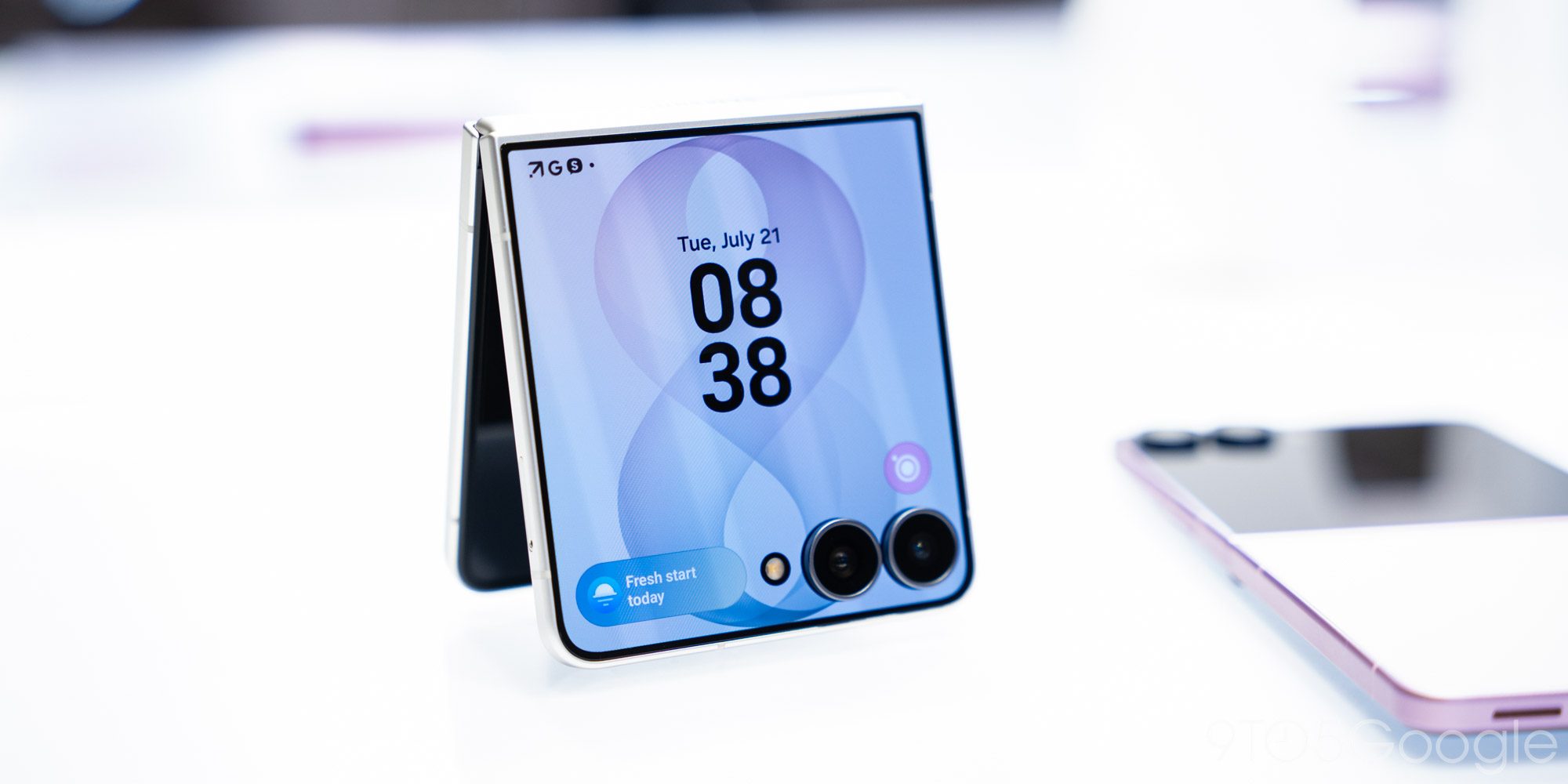 Galaxy Z Flip 8: Sinyal Perpisahan di Harga Rp18 Jutaan?