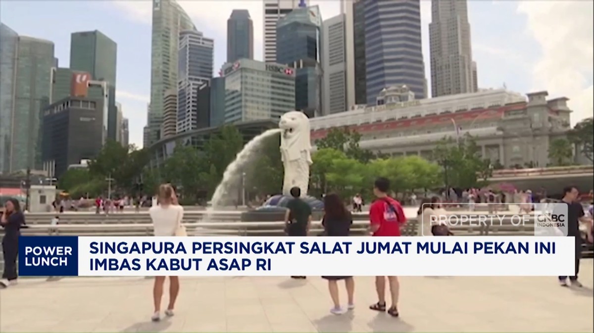 Kabut Asap dari RI Picu Singapura Persingkat Salat Jumat