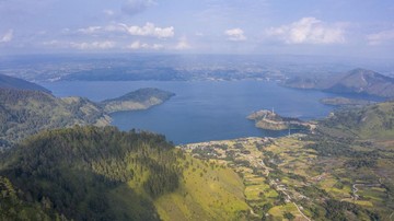 Operasi PLTA dan Alih Fungsi Lahan Jadi Pemicu Susutnya Danau Toba