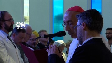Paus Leo XIV Sukses Operasi Paru-Paru di Roma