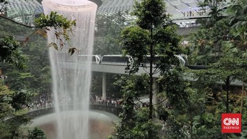 Pria Indonesia Ditangkap di Changi, Sembunyikan Pisau di Kaus Kaki