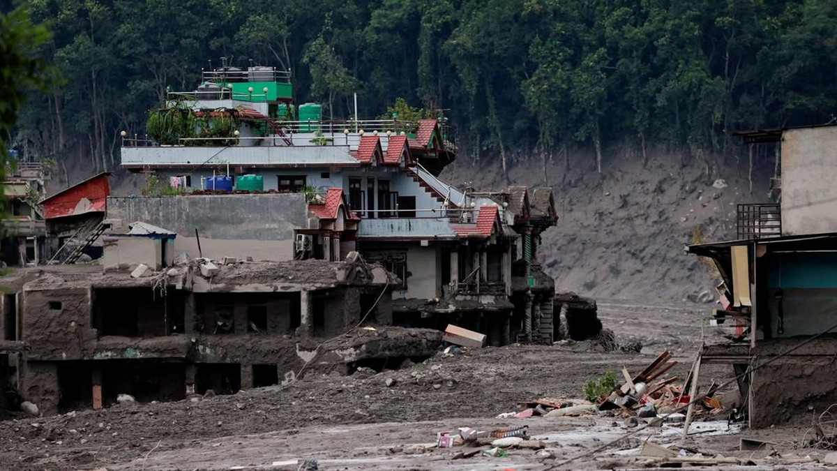 Kemlu Pastikan Belum Ada WNI Terdampak Banjir Bandang Nepal-Tibet