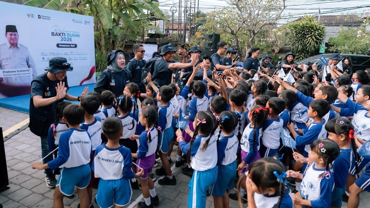 Relawan BRI Perkuat Ekonomi, Pendidikan, dan Kesehatan Desa Sanur Kaja