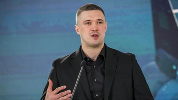 Mantan Menhan Ukraina yang Dipecat Zelensky Desak Pemilu di Tengah Perang