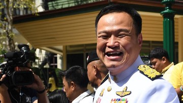 Geledah Mobil, Polisi Thailand Kaget Temukan Perdana Menteri Anutin di Dalamnya