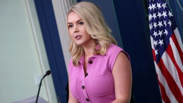 Karoline Leavitt dan Seni Komunikasi Politik di Era Digital