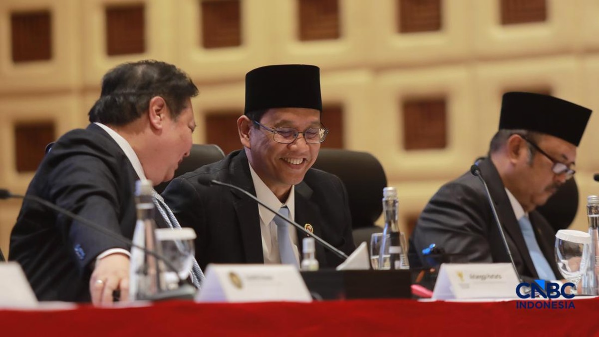 Menkeu Purbaya Soroti Analisis Industri di Era Perdagangan Bebas