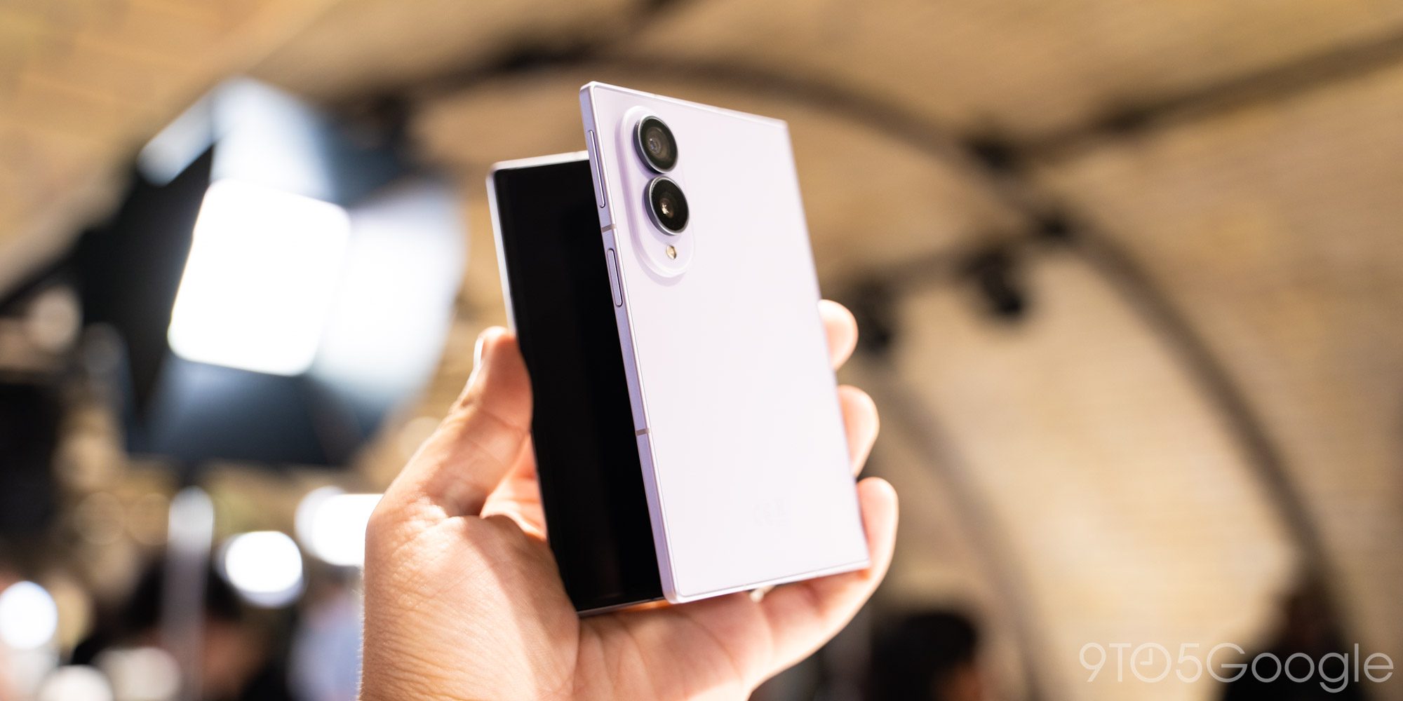 Samsung Permudah Buka Lipat Galaxy Z Fold 8 dengan Engsel Baru