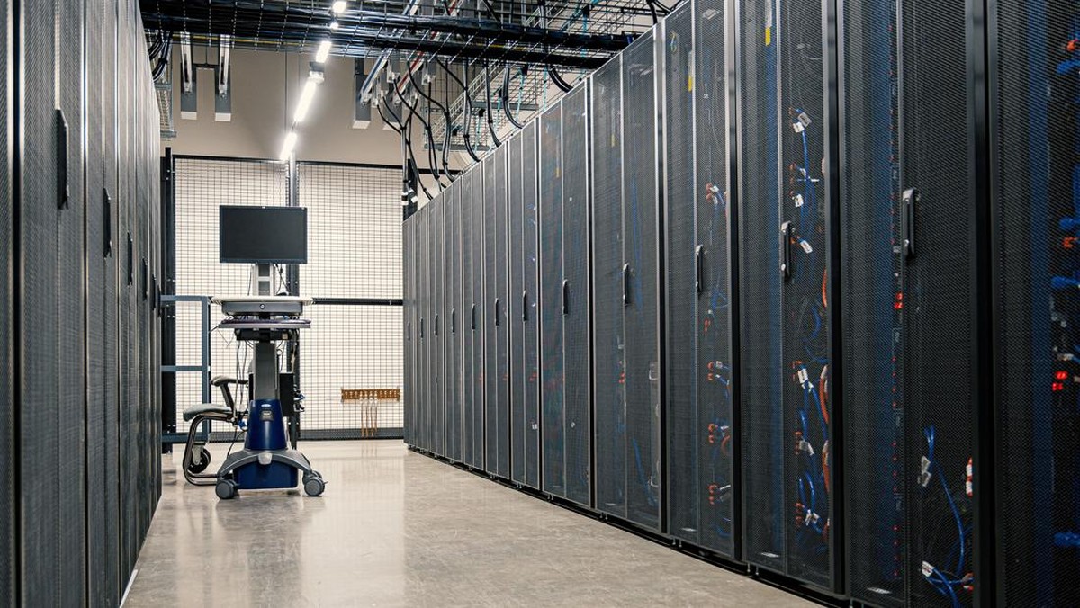 Data Center Amazon di Gilroy: Lima Tahun Rahasia dan Krisis Sumber Daya