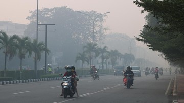 Asap Karhutla Mencekik Pontianak, Kualitas Udara Terparah di Indonesia