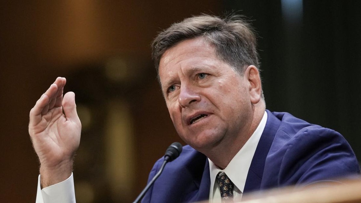 Trump Tunjuk Jay Clayton Pimpin Kekuasaan AI Amerika