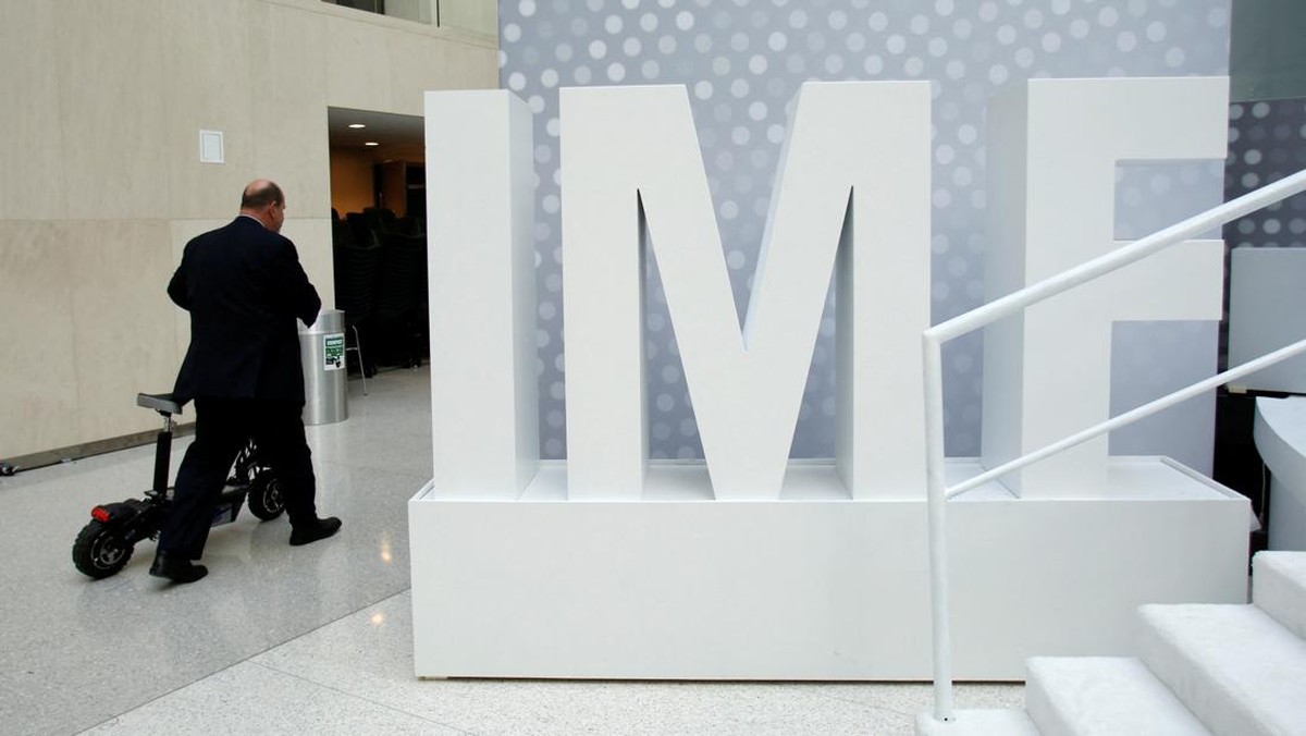 Pajak Naik, Investor Asing Kabur? Ini Kata Laporan IMF