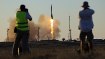 Rusia Kirim Astronot NASA dan Dua Kosmonot ke ISS