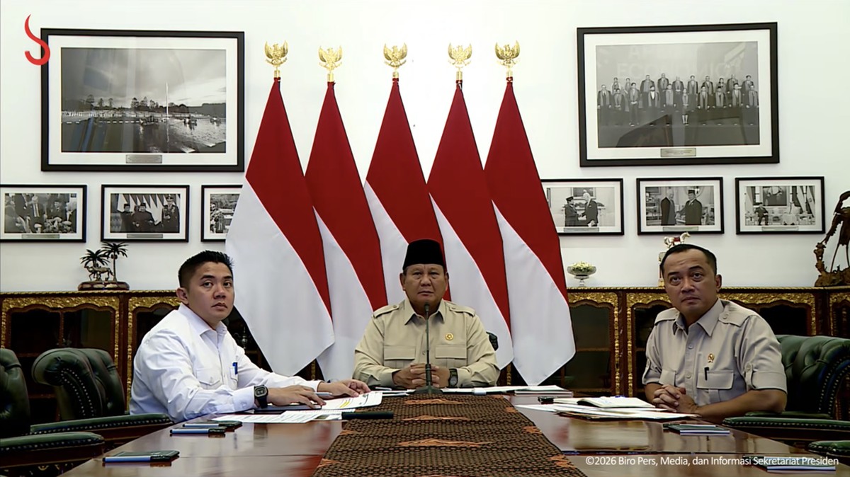 Prabowo Resmikan Ribuan Jembatan dan Sumber Air Bersih Hasil TNI-Polri
