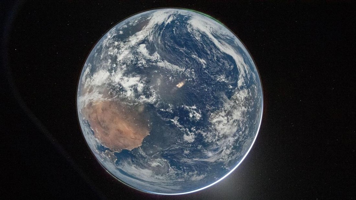 Misi Penyelamatan Teleskop Swift NASA Berakhir di Atmosfer Bumi