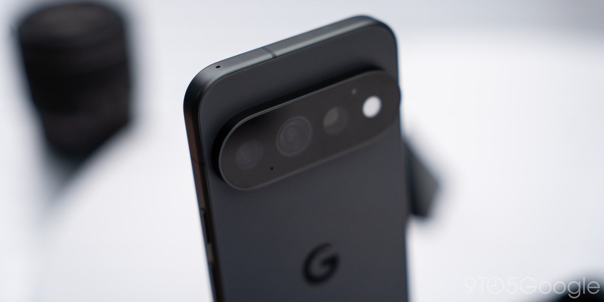 Google Pindahkan Antena NFC Pixel 11 ke Atas untuk Pembayaran Lebih Mudah