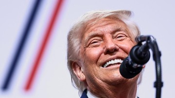 Trump Ancam Bombardir Oman, Buka Pintu Dialog dengan Korut