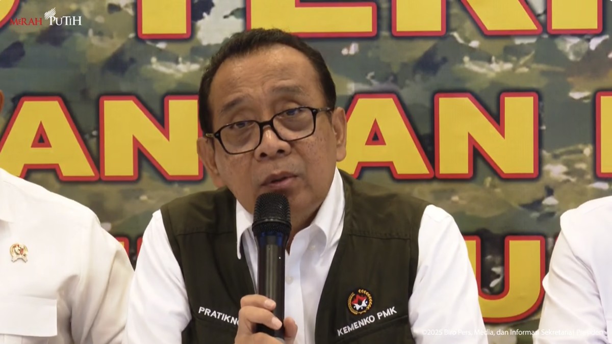Pratikno Bantah Sakit dan Mundur, Fokus Tangani Karhutla Bromo