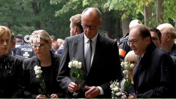 Merz Tinjau Lokasi Serangan Parade LGBT Berlin, Serukan Solidaritas